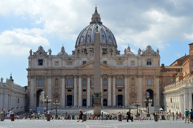 Skip the line Vatican & Sistine Chapel Tour - Vatican Museums with a guide: the art you’ll actually connect
