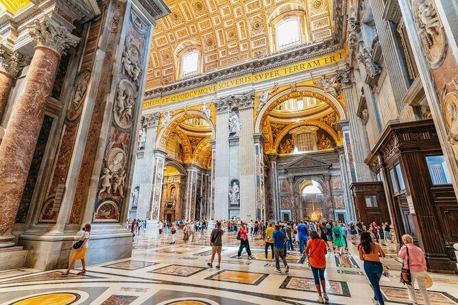 Skip the Line Vatican Tour and Sistine Chapel - Meeting Point at Via del Mascherino and the Tour Flow