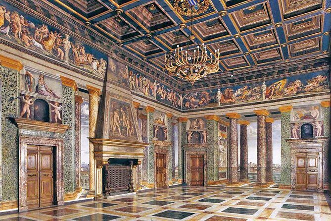 Skip-the-line Villa Farnesina and Raphael's Paintings private tour led by a local guide - Villa Farnesina: why this Roman palace is worth your time