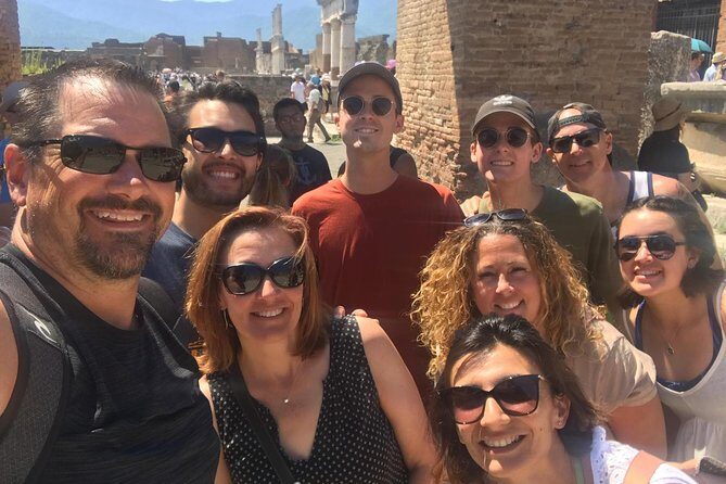 Skip-the-lines Private Tour of Pompeii Including the Theatre the Forum and all Highlights - Stop 4: Via dell’Abbondanza and the walk that ties it together
