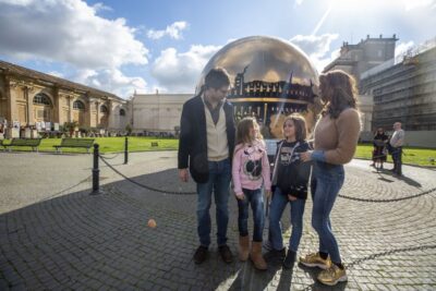 Skip-the-Ticket-Line Kids Fun Sistine Chapel & Vatican Tour - Where you meet and how you actually get in