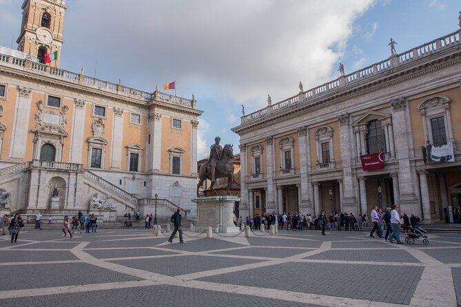 Small group: Capitoline Museums - Hercules and the “Good luck” stop: strength and everyday symbolism