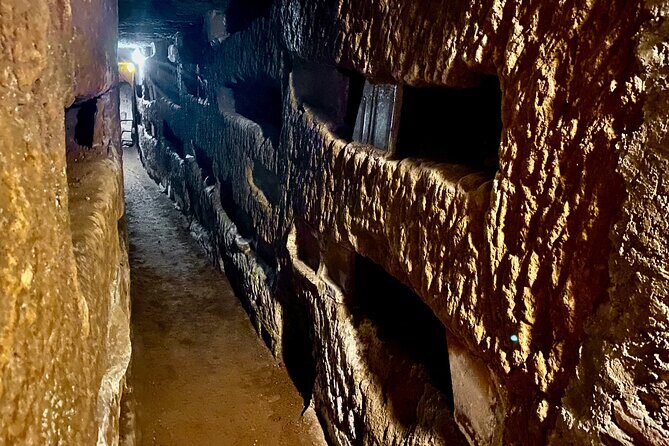 Small Group Express Tour of Roman Catacombs with Transfer - Should you book this Roman catacombs express tour?
