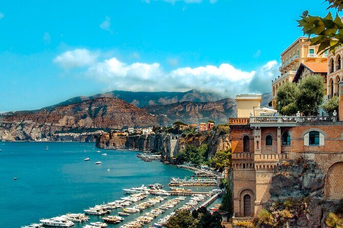 Sorrento, Positano and AMALFI Full-Day Private Tour from Naples - Entering The “Three Town” Rhythm From Naples