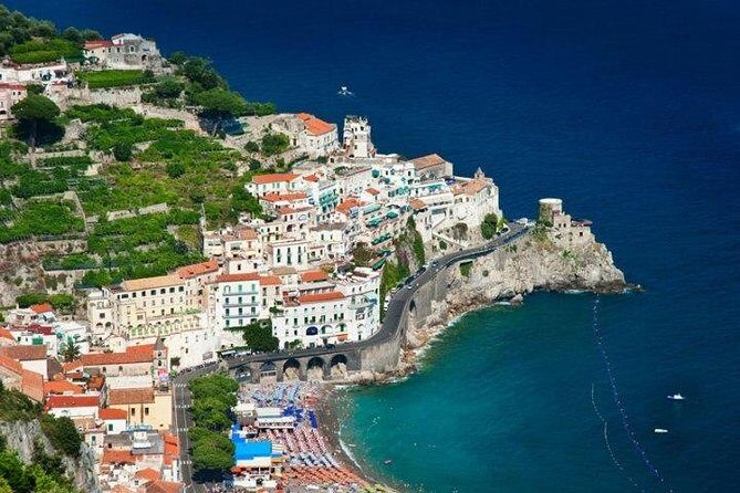 Sorrento, Positano and Pompei Private Tour with Lunch - Sorrento Center Time at Piazza Tasso (Plus a Realistic 60 Minutes)