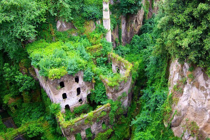 Sorrento Tour with Limoncello tasting from Naples - The drive along the Amalfi Coast road: where the views come from