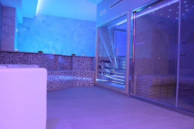 Spa admission 2h - Optional Massages: 30 or 60 Minutes (If You Want More)