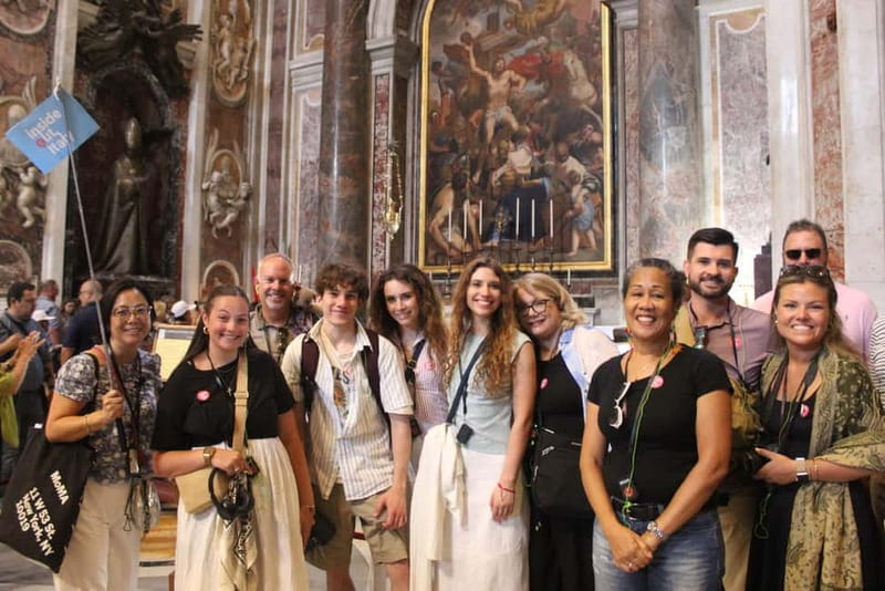 St. Peter's Basilica: Guided Tour with Reserved Entry - Your first wow: Bernini’s Baldacchino