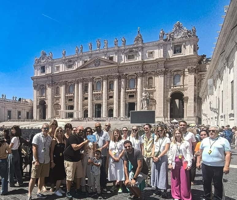 St. Peter's Basilica: Guided Tour with Reserved Entry - How the guide setup changes everything (especially with headsets)