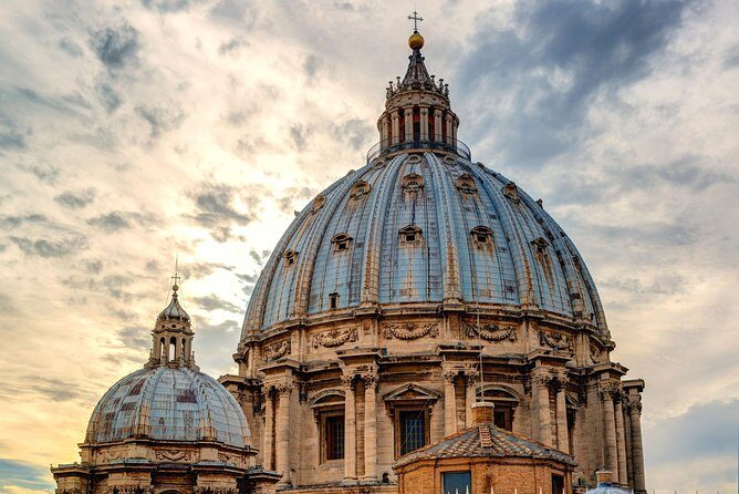 St. Peter’s Basilica: Self-guided Audio Tour on your Phone (without ticket) - Who should book this self-guided St. Peter’s audio tour