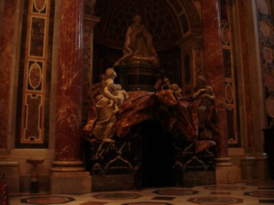 St Peter's Basilica tour with Dome and Crypts(Papal Tomb) - St. Peter’s Basilica: more than marble and standing still