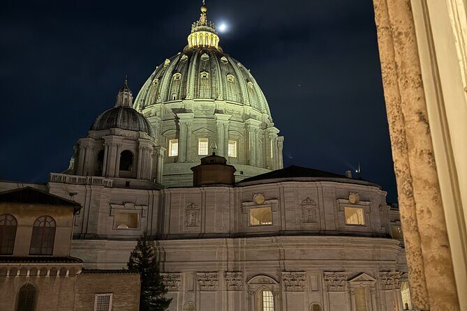 St. Peter's Semi-Private Tour (small groups) - The Real Value of a 10-Person Basilica Tour at 2:30 pm