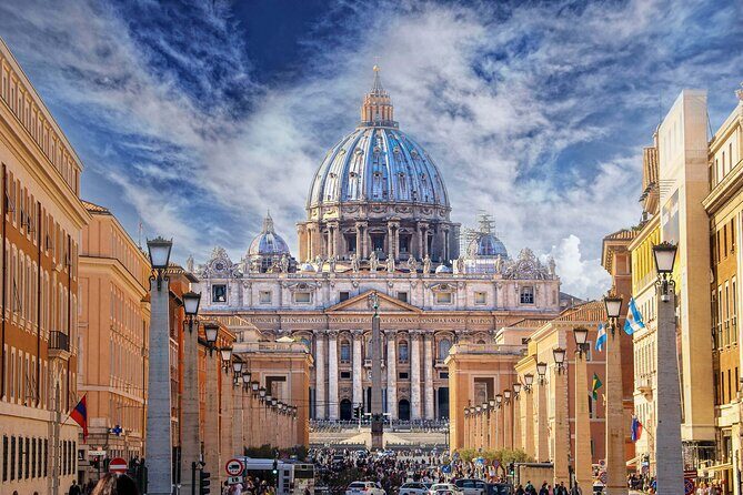 St. Peters Square & Basilica Vatican Walking Tour with Audioguide - Timing and route reality: making a 1-hour plan work