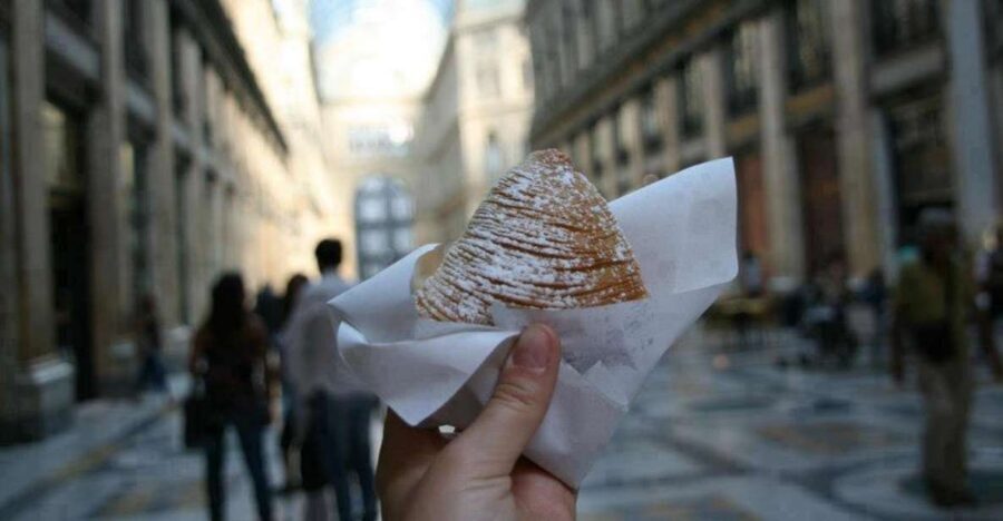 Street food tour: the Neapolitan culinary art - A 2-Hour Taste Trail Through Neapolitan Street Culture