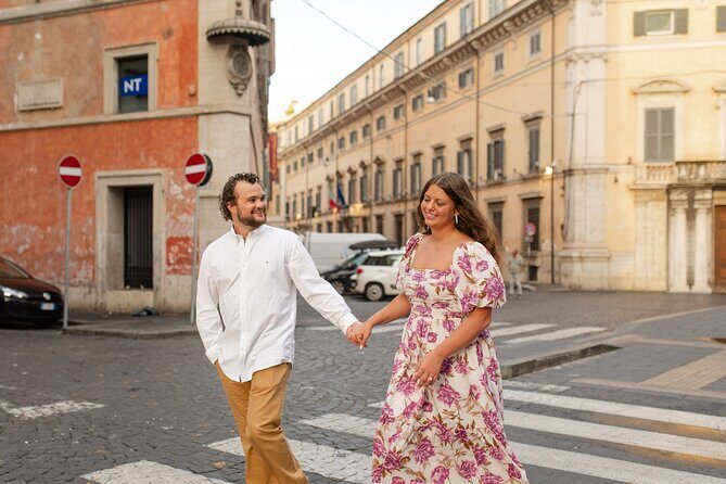 Sunny Photoshoot with a Local in the Heart of Rome - Via dei Fori Imperiali: Long views with drama (and room to breathe)