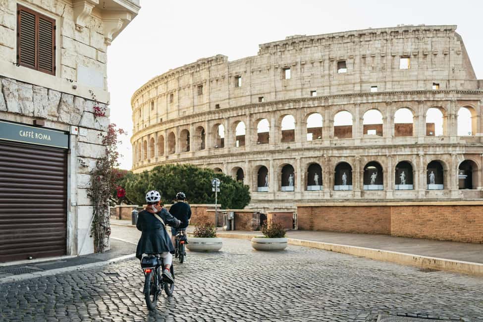 Sunrise in Rome: Small Group E-Bike Tour & Italian breakfast - Piazza di Spagna and the Spanish Steps viewpoint