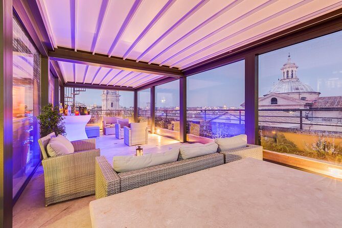 Sunset drinks on the rooftops of Rome - Snacks, cocktails, and the pace of service