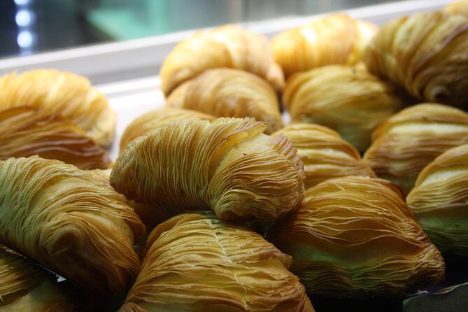Tasty Naples Street Food Tour of MustEat Gourmet Specialties and MustSee Sites - Diet, Drinks, and Pace: Practical Tips Before You Go