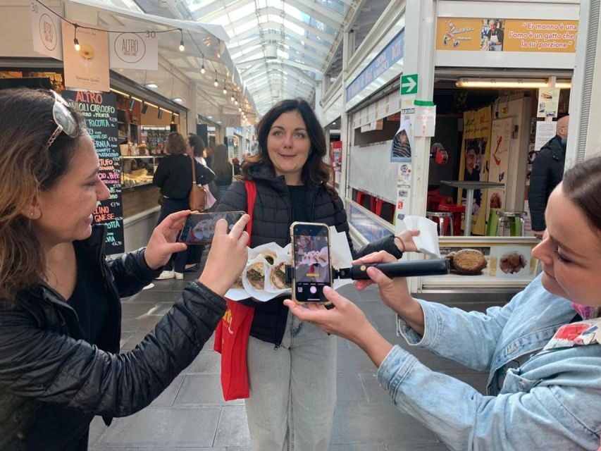 Testaccio Experience: Street Food, Market and Traditions - Cheese, wine, and local stories: how the tastings connect to daily life