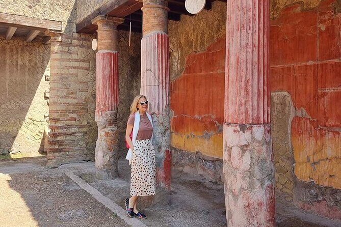 The charm of Pompeii and Herculaneum.Private Tour with Official Guide - The Train Ride to Herculaneum: Included, Efficient, and Not Just Transfer Time