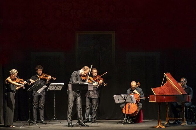 The Four Seasons by Antonio Vivaldi - Sala Dante Roma - Vivaldi’s Four Seasons, Performed Up Close (String Quintet + Harpsichord)