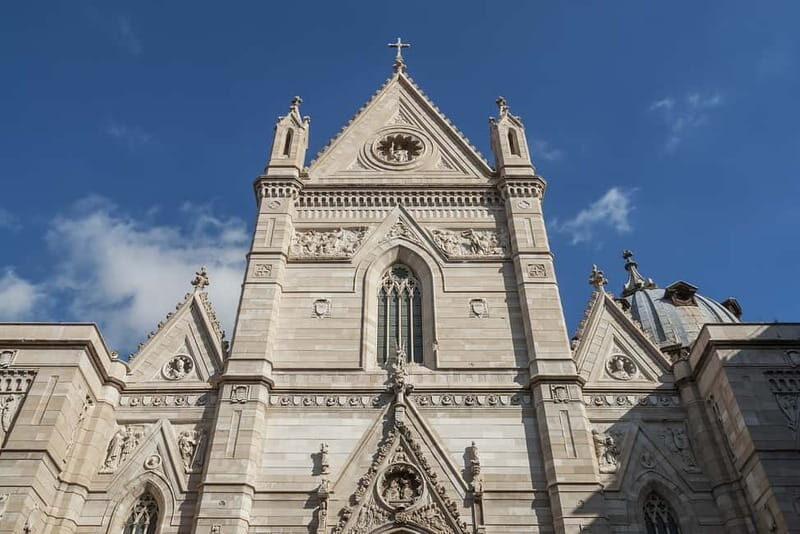 The Naples Grand Tour of the City and Hidden Gems - Toledo Street and the Quartieri Spagnoli: where neighborhoods feel lived-in