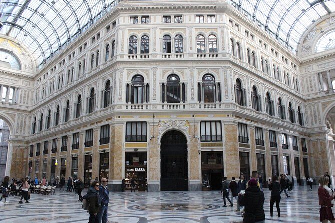 The Origins Of Naples. Unique private tour of the monumental area - Who this tour suits best