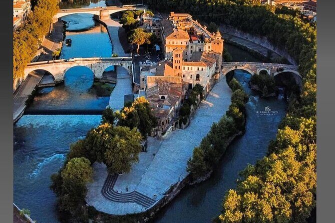 The Rise of Rome - Tiberina Island and the Jewish Ghetto: Rome beyond the loud monuments