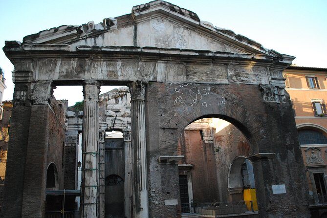 The Roman Jewish Ghetto: A Self-Guided Audio Tour - Piazza delle Cinque Scole: the name that survived when buildings didn’t