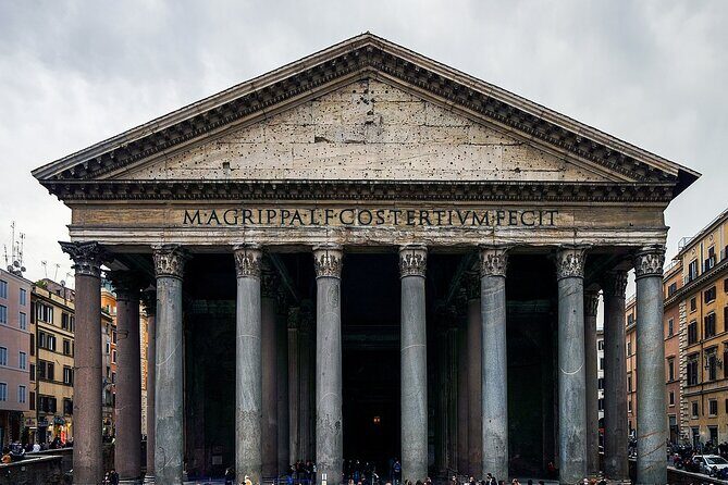 The secret lives of artists - Piazza Navona: Bernini’s Fountains and Borromini’s Church in One Square