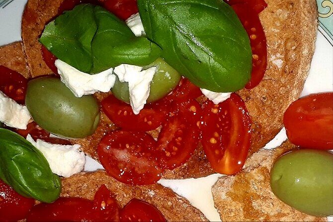 The Ultimate Neapolitan Cooking Class with Local - A Naples 6:00 pm cooking class in a real home