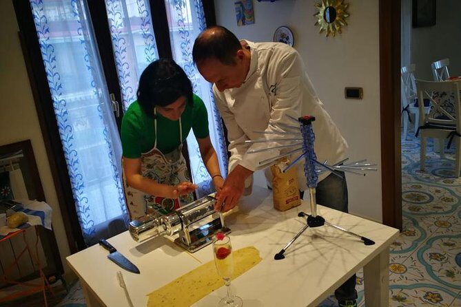 The Ultimate Neapolitan Cooking Class with Local - How the hosts teach: attention you can actually use later