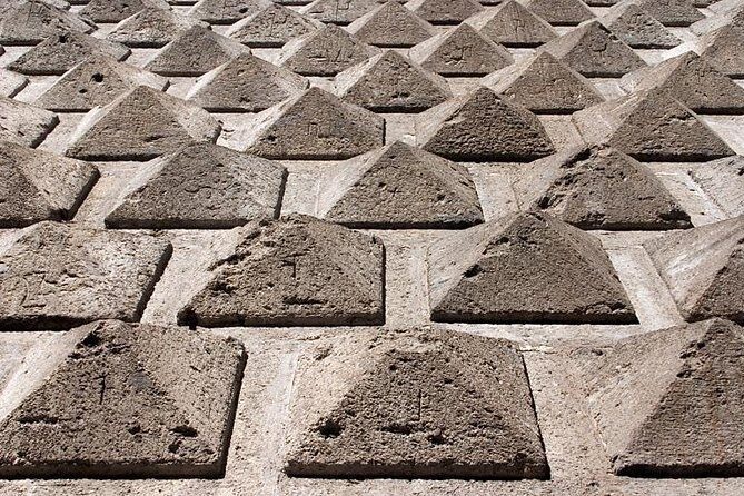 The Underground Naples: a Trip to the Hidden City - Stop 3: Duomo di Napoli Underground to Close the Loop