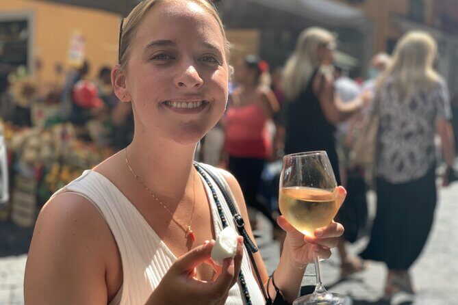 The Unfiltered Street Food & Market Tour of Naples (by Streaty) - Entering Naples Through Markets, Murals, and Side Streets