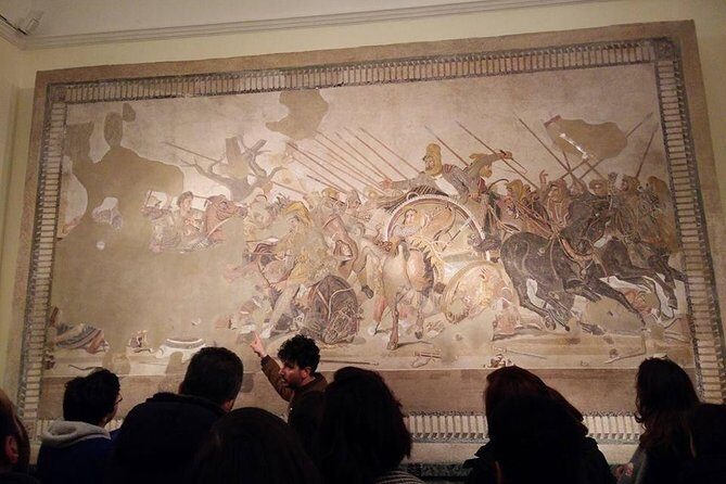 THE WONDERS OF ANTIQUES: The Archaeological Museum of Naples - Fabio and the art-nerd advantage: humor, clarity, and comparisons