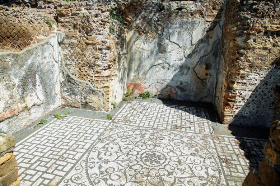 Tivoli: Hadrian's Villa and Villa d'Este Guided Tour - Why the Guided Format Makes This Worth It