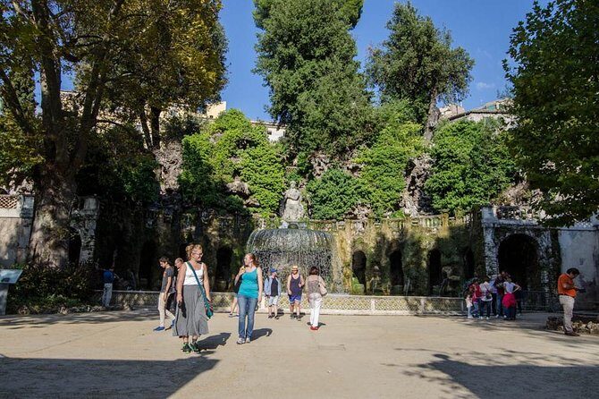 Tivoli Italian Gardens Tour from Rome - What the private driver actually does (beyond driving)
