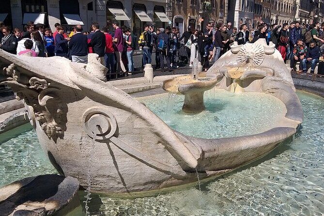 Tour in Rome city from Port of Civitavecchia cruise - St. Peter’s Square and Basilica: where the day starts strong
