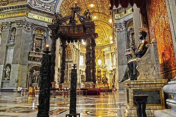 Tour in Rome, full day - The bonus sightseeing: squares and monuments between anchors