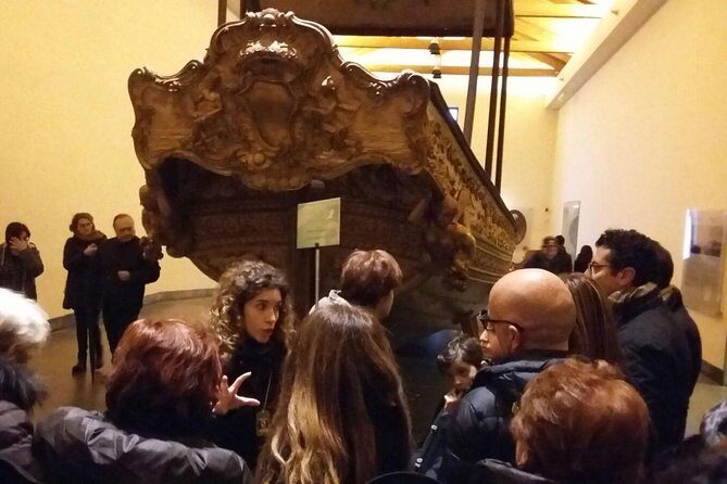 Tour in the Charterhouse of St. Martin and Pedamentina with an art expert - Timing and meeting points: start at Largo S. Martino, end at Via Toledo