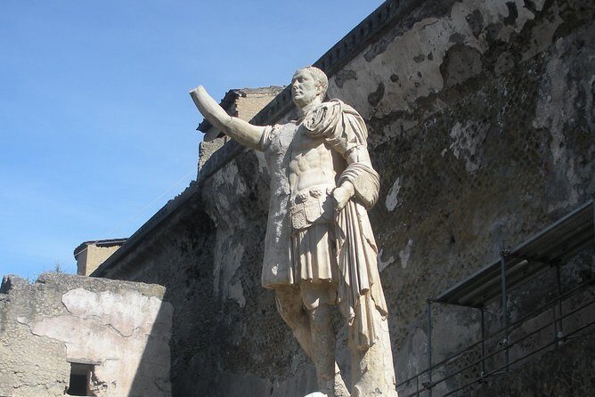 Tour in the ruins of Herculaneum with an archaeologist - Should you book this tour or not?