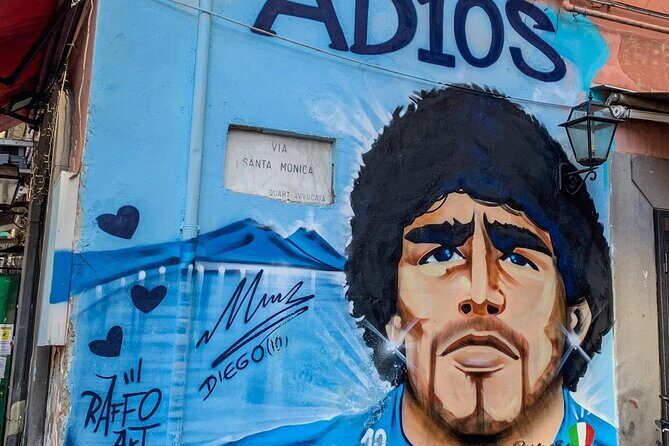 Tour of Naples and his Idol Diego Armando Maradona - Quartieri Spagnoli: the real Naples texture and the Maradona connection