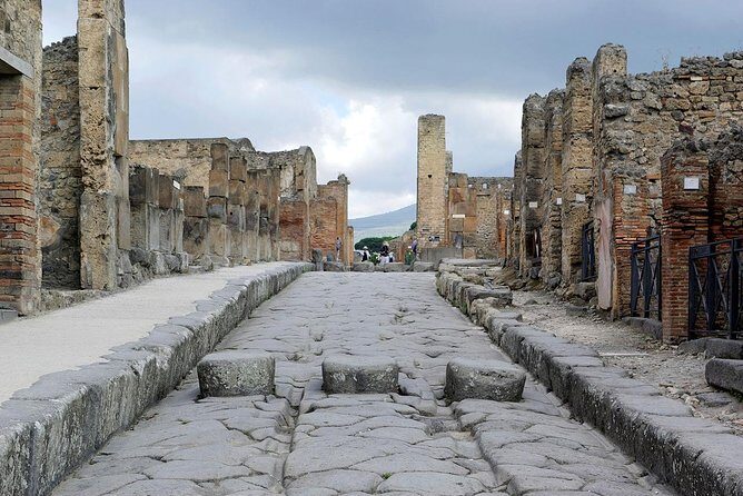 Tour of Positano+Sorrento+Pompeii (BEST SELLER Full Day) - The Scenic Amalfi Coast Road: Your Photo Stops Aren’t Random