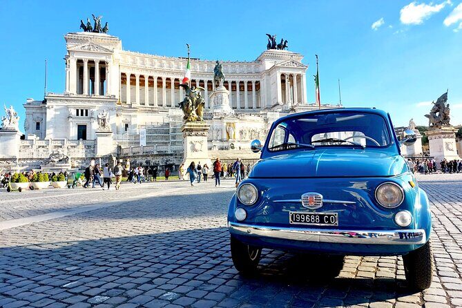 Tour of Rome Aboard a Vintage Fiat 500 - Stop 1: Piazza Venezia and the Ancient Core