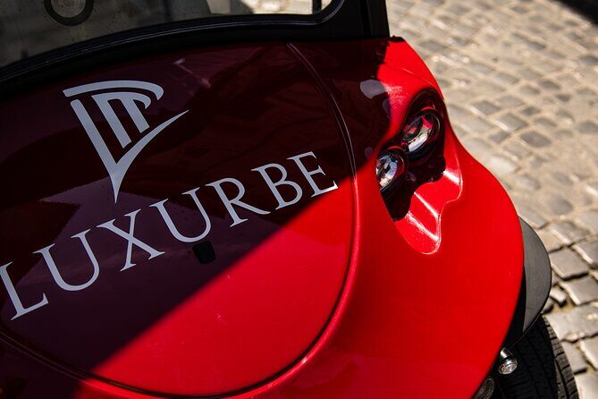 Tour of Rome in Golf Cart: Rome in a Day - Via dei Condotti: designer Rome, slow-glance pacing