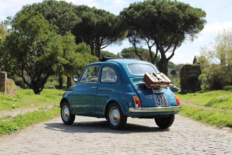 Tour of Rome on board a Vintage Fiat 500 - Colosseum and Pantheon: your classic Rome foundation