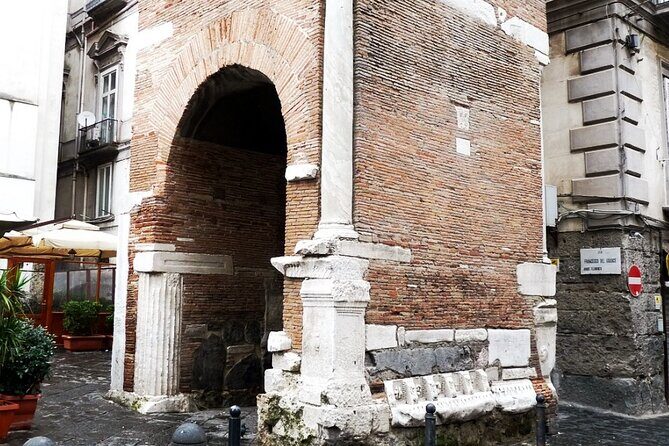 Tour of the Greek-roman Naples with an archaeologist - Why Naples Has Greek and Roman Layers You Can Actually Walk Through