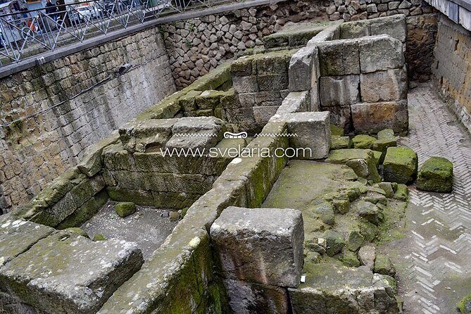 Tour of the Greek-roman Naples with an archaeologist - Who This Archaeologist-Led Tour Is Best For