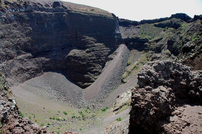 Tour on Vesuvius with wine tasting - Timing and logistics: why the schedule can feel smooth (or tight)