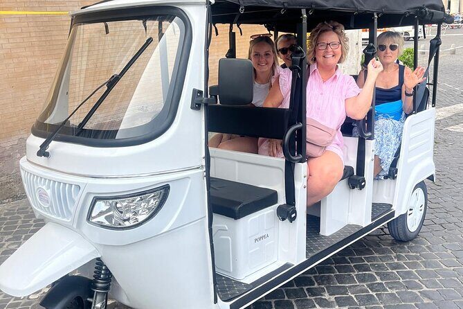Tour privato di 3 ore al centro di Roma con un E-Tuk elettrico - Key Highlights You’ll Actually Feel